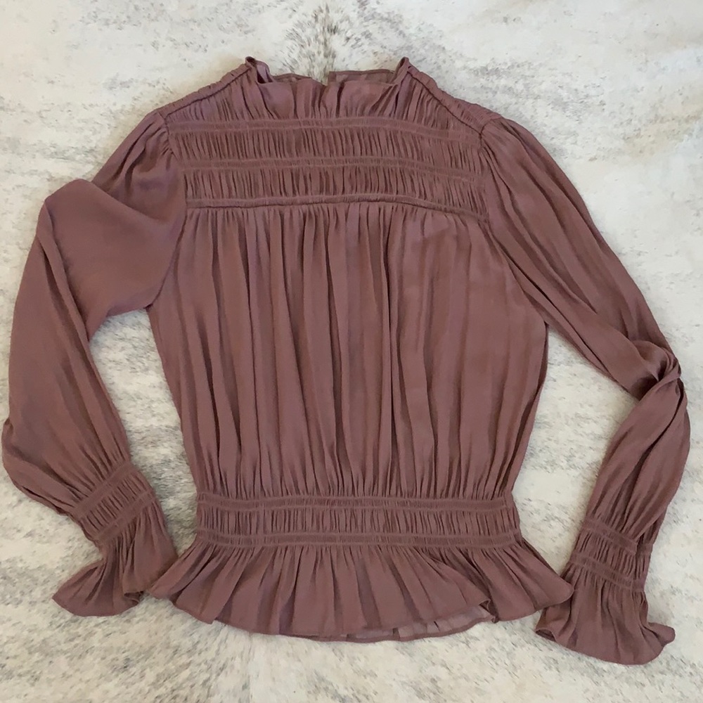 BLOUSE
